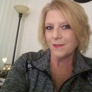 Meet your Posher, Rhonda